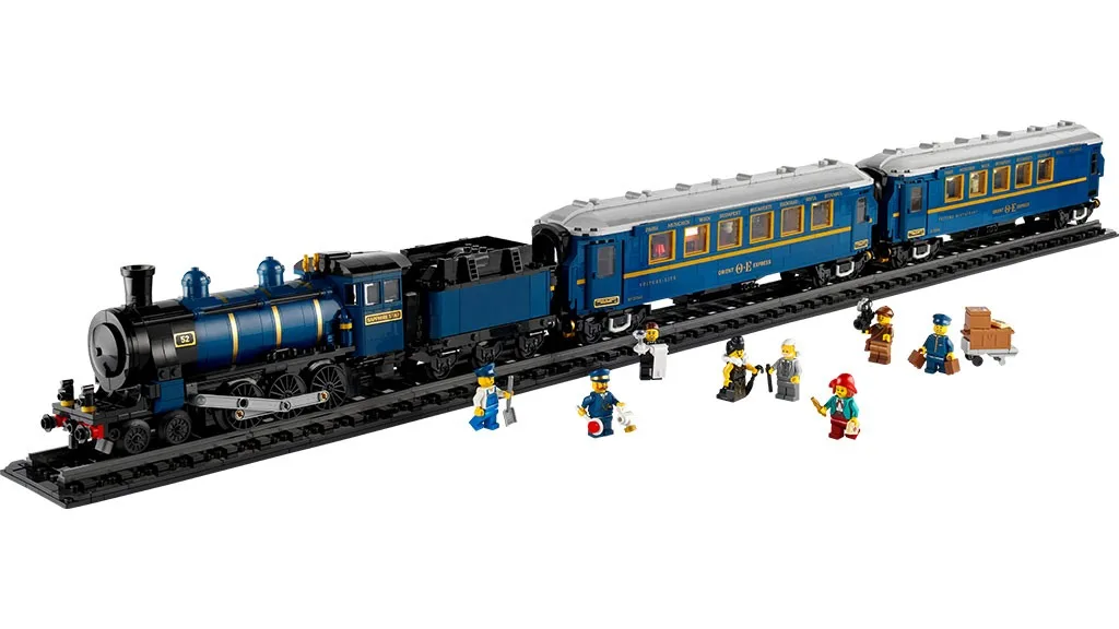 Îmbarcare pe setul LEGO Orient Express!