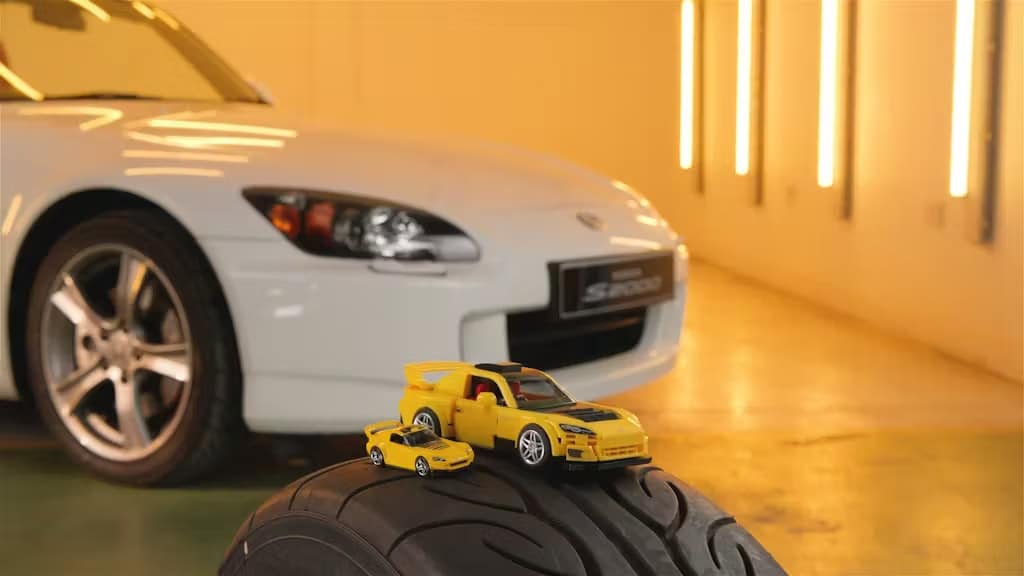 Mașinile Honda ajung direct în garajul Mattel Brick Shop