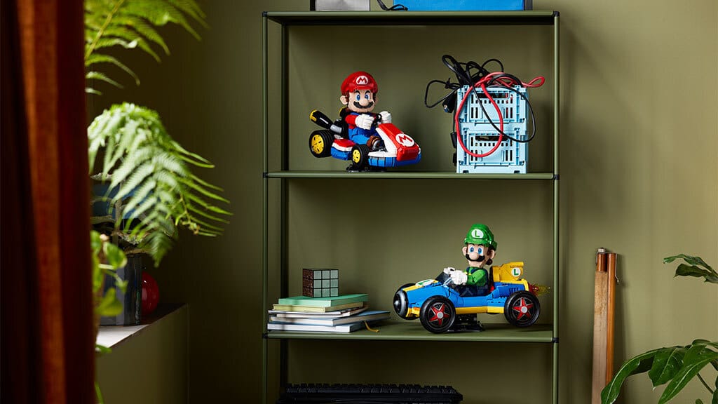 Îndreptați-vă spre pista de curse cu noul set LEGO Super Mario: Mario Kart Luigi!