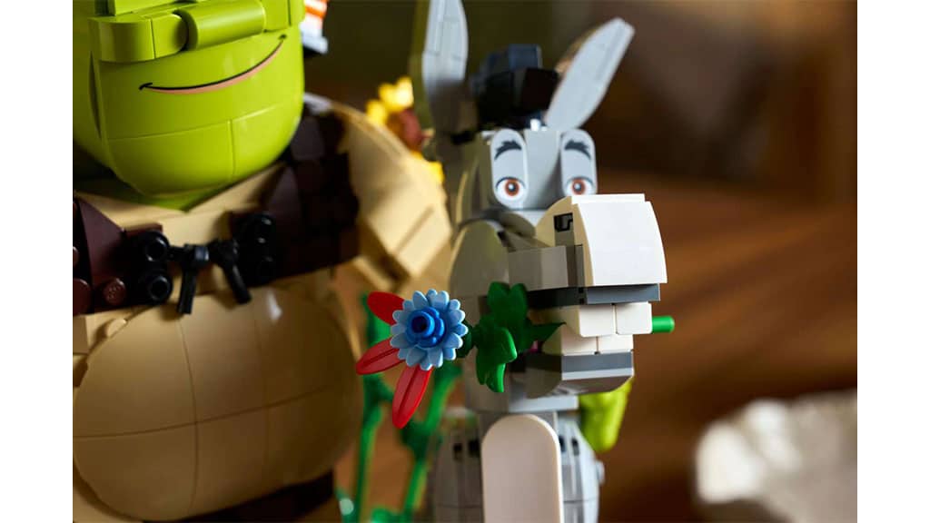 Setul LEGO Ideas Shrek, Donkey și Puss in Boots
