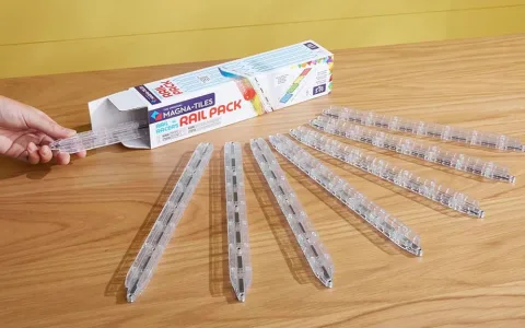 Set de construcție cu șine magnetice MAGNA-TILES Rail Racers, 8 piese