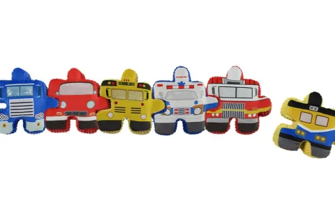 Copiii se pot juca, îmbrățișa și conecta cu cele mai noi plușuri puzzle Pluzzles