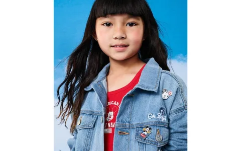 Stil steag american cu hainele Disney Mickey de la Old Navy!