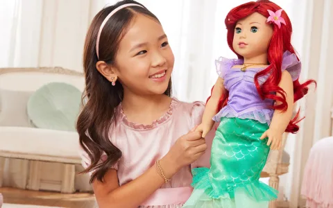 Prezentare de joc: Spin Master Disney Ariel Dive and Surprise