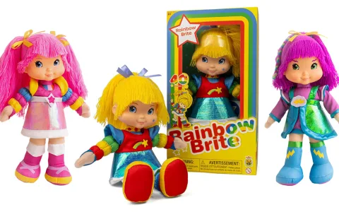 Machiajul MGA Miniverse Make It Mini chiar funcționează