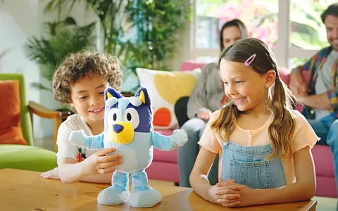 Sonic, ariciul 3, se îndreaptă spre televizorul din sufrageria ta