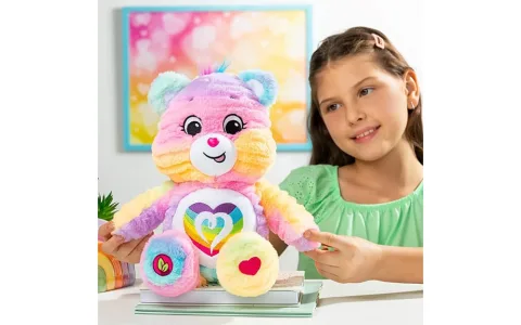 Știri despre purceluși! Evie se alătură familiei Peppa Pig