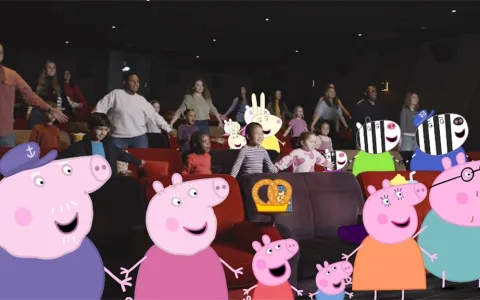 Familiile pot vizita Etheria cu setul de joacă MOTU Fright Zone
