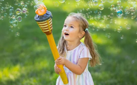 Luptați împreună cu cele mai mari provocări ale copiilor mici cu seturile Fisher-Price!