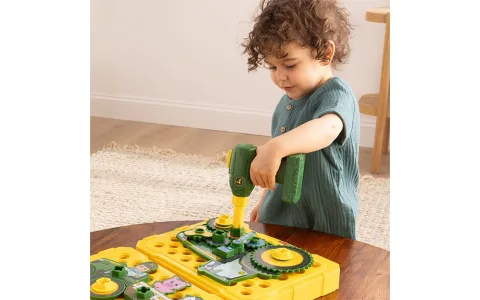 Masa de activități TOMY John Deere Build-A-Buddy