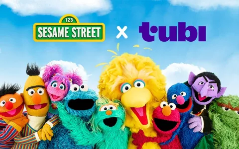Copiii pot urmări gratuit episoadele clasice din Strada Sesame pe Tubi