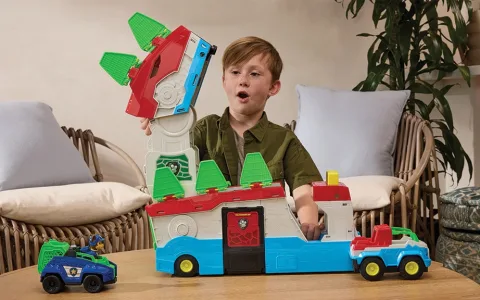 Spin Master pornește într-o nouă aventură cu jucăriile Patrula Cățelușilor: Filmul cu dinozauri
