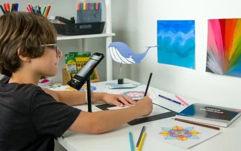 Copiii pot folosi realitatea augmentată pentru exprimarea creativă