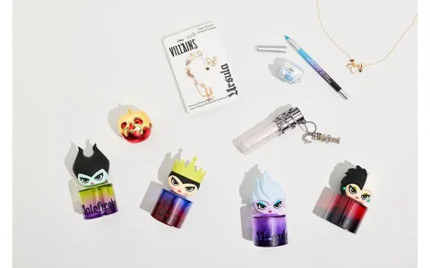 Colecția de răufăcători Disney de la Claire’s transformă Halloweenul în ceva stylish
