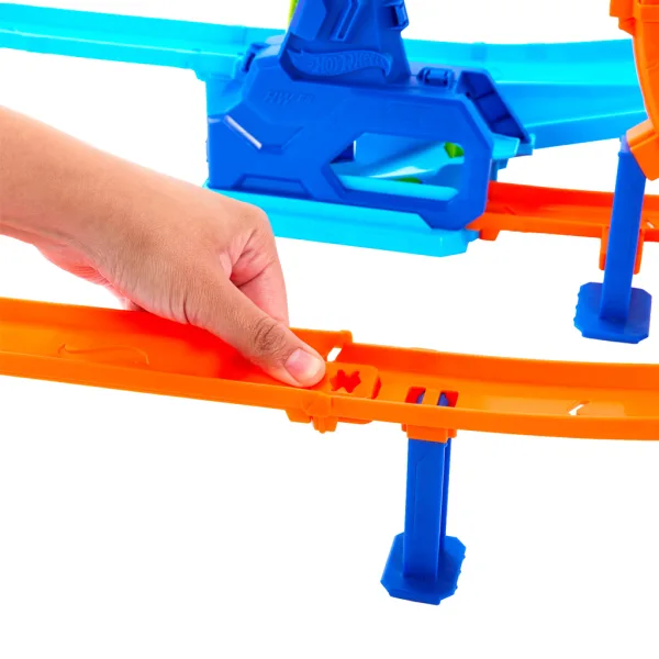 Hot Wheels: Set de pistă pentru cascadorii cu dublă buclă - Mattel imaginea 3