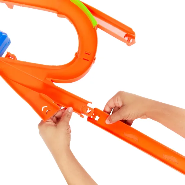 Hot Wheels Stunt Tracks: Set de piste Coliziune în aer cu mașinuță – Mattel imaginea 3
