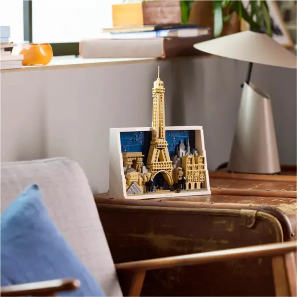 LEGO® Architecture: Paris – orașul iubirii (21064) imaginea 5