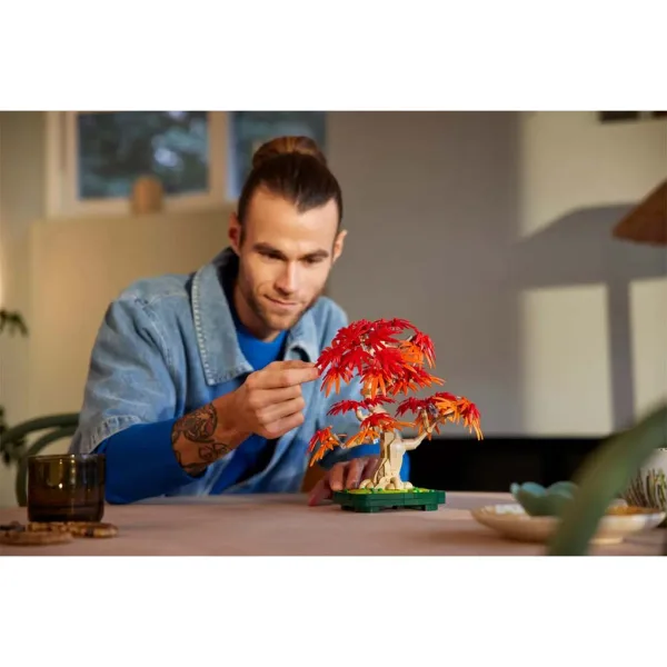 LEGO® Botanicals: Bonsai de arțar japonez cu frunze roșii (10348) imaginea 6