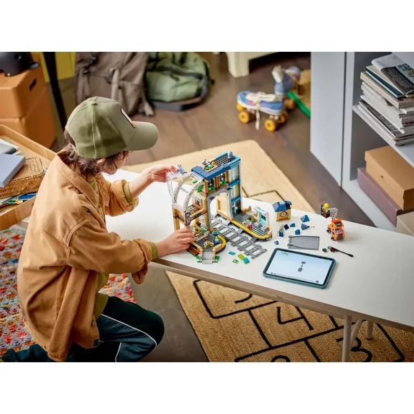LEGO® City: Gara centrală (60469) imaginea 8