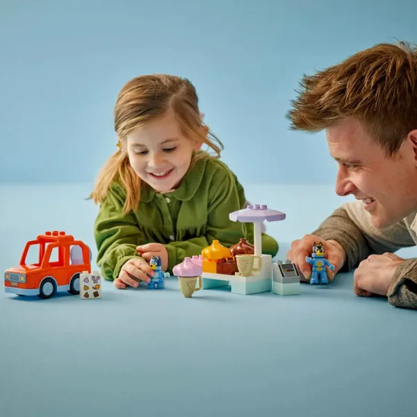 LEGO® DUPLO®: Înghețată cu Bluey™ (10458) imaginea 4