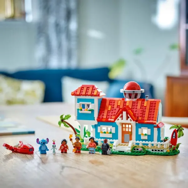 LEGO® Disney: Casa de plajă Lilo și Stitch (43268) imaginea 6