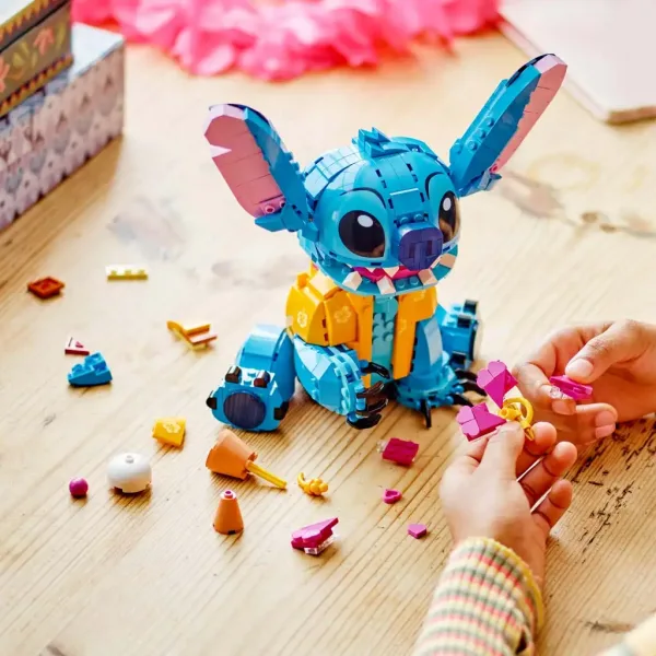 LEGO® Disney: Stitch (43249) imaginea 3