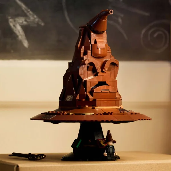 LEGO® Harry Potter™: Pocalul vorbitor™ (76429) imaginea 7