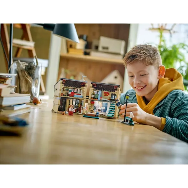 LEGO® Harry Potter: Aleea Privet: Vizita mătușii Marge (76451) imaginea 8