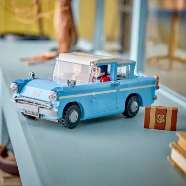 LEGO® Harry Potter: Ford Anglia™ zburător fermecat (76470) imaginea 5