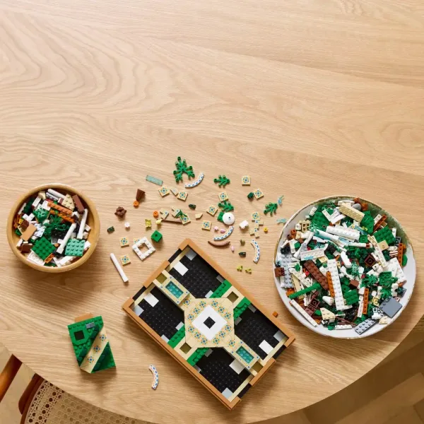 LEGO® Icons: Grădină cu fântâni arteziene (10359) imaginea 3
