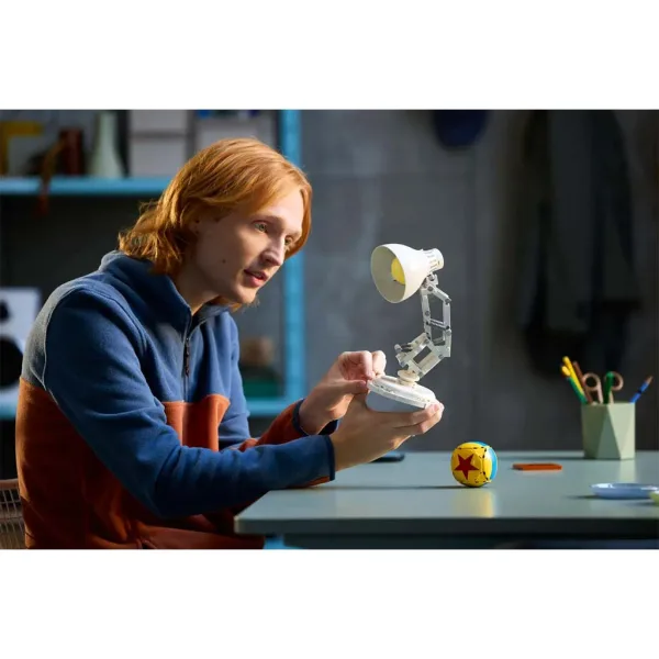LEGO® Ideas: Disney Pixar Luxo Jr. (21357) imaginea 6