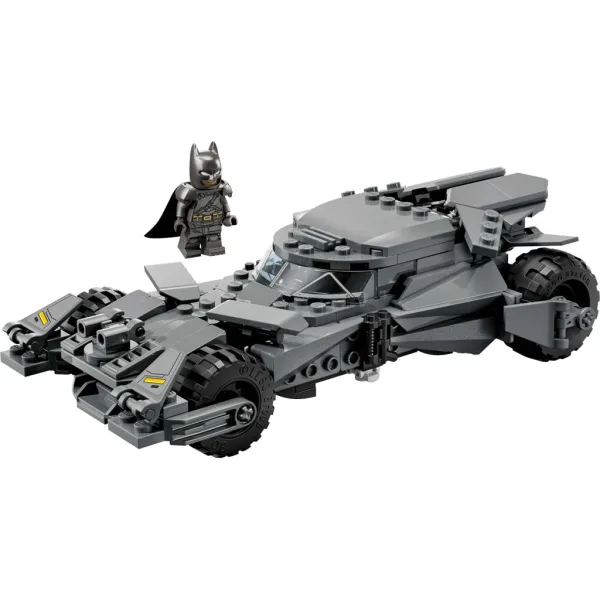 LEGO® Marvel: Batman împotriva lui Superman™: Batmobile™ (76331) imaginea 4