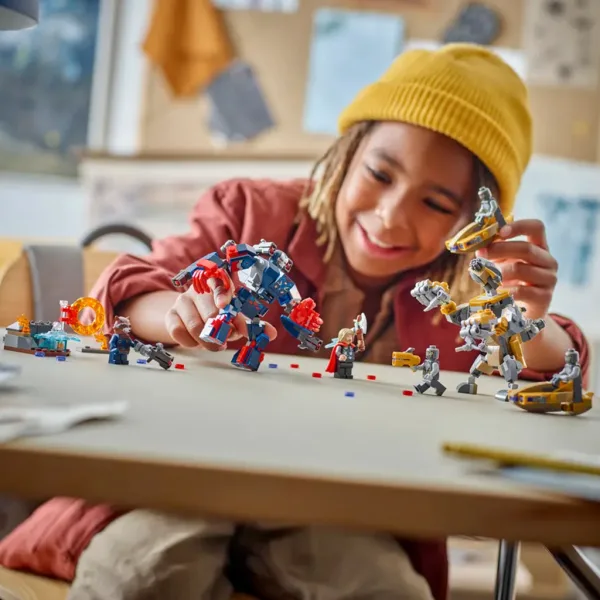 LEGO® Marvel: Răzbunătorii: Sfârșitul jocului Thor împotriva războinicilor chitauri (76322) imaginea 4