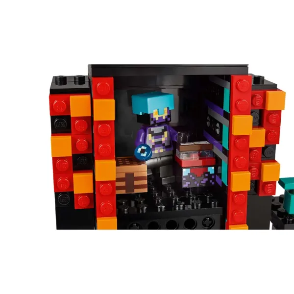 LEGO® Minecraft: Turnul Sfârșitului (21279) imaginea 5