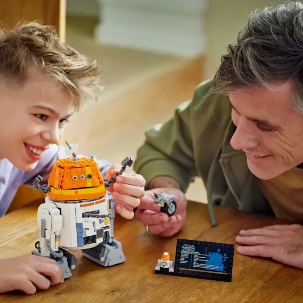 LEGO® Star Wars™: Droid astromecanic Chopper (C1-10P)™ (75416) imaginea 4