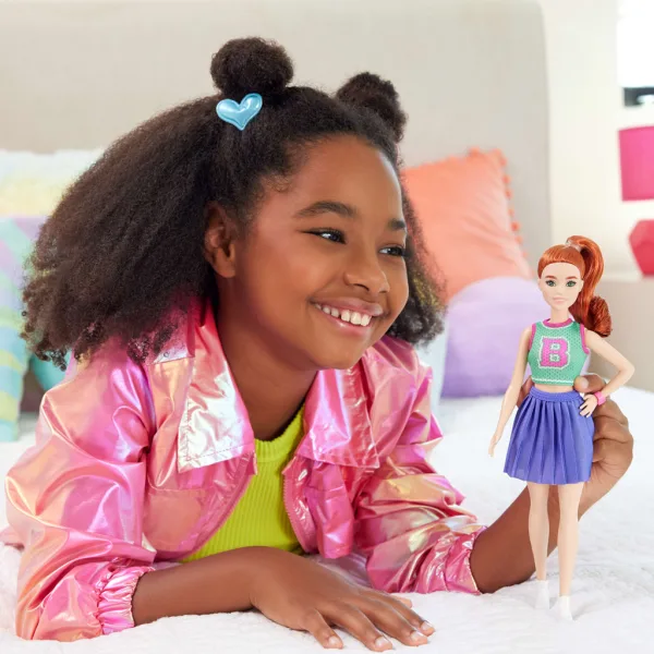 Păpușă Barbie Fashionista stilată, cu păr roșcat și fustă mov - Mattel imaginea 5