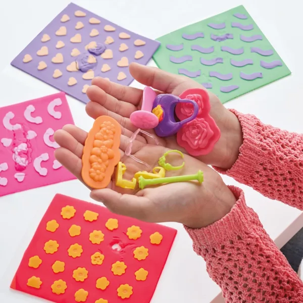 Play-Doh: Set de plastilină cu flori Barbie - Hasbro imaginea 4