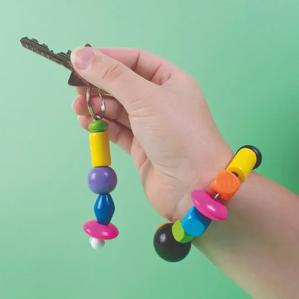 PlayBox: Set de mărgele colorate din lemn pentru înșirat, în găleată, 190gr imaginea 2