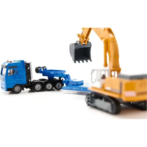 Transportor greu SIKU MAN cu excavator Liebherr 1/87 imaginea 3