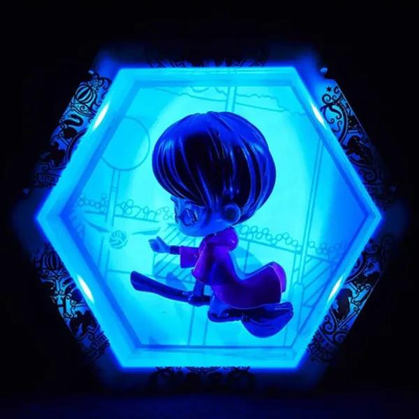 Harry Potter: WOW! POD Lumea vrăjitorilor - Figurina colectabilă Harry cu lumină magică imaginea 4