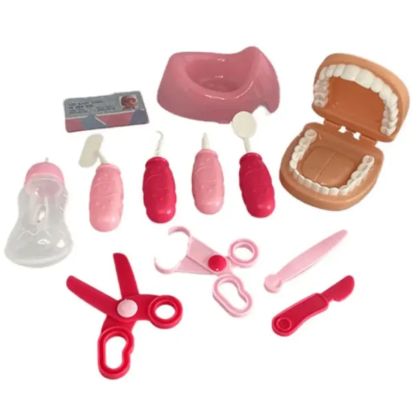 Jenny: Păpușă face pipi 12 bucăți cu set de joacă dentist două variante imaginea 4