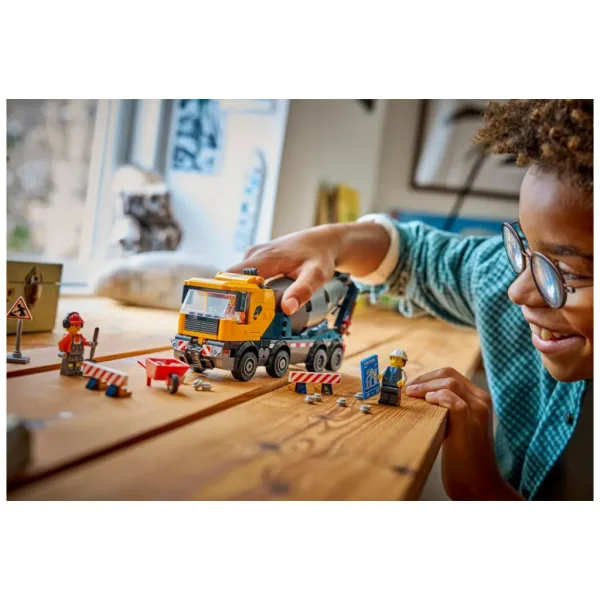 LEGO® City: Camion de beton (60478) imaginea 4