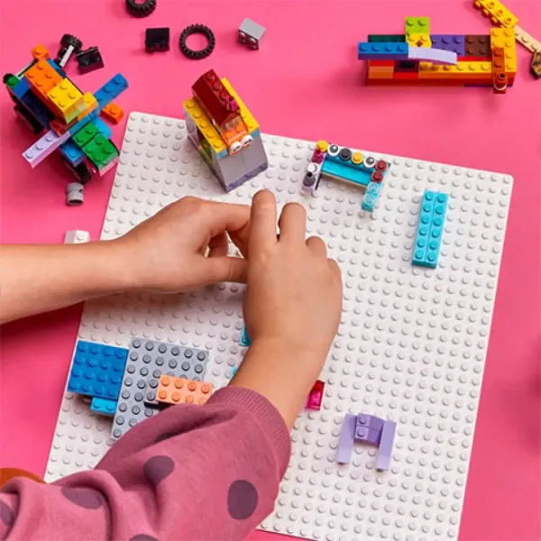 LEGO® Classic: Placă de bază albă (11026) imaginea 3