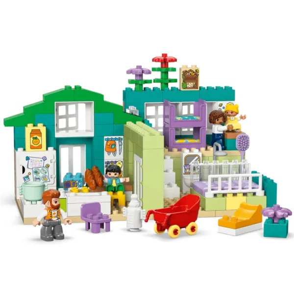 LEGO® DUPLO®: 3 în 1 casă de familie modernă cu figurine (10470) imaginea 3