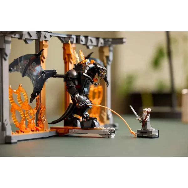 LEGO® Icons: Colțișor de lectură: Stăpânul inelelor: Balrog™ (10367) imaginea 8