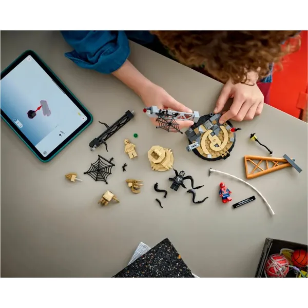 LEGO® Marvel: Bătălia uriașă între Spider-Man și Sandman (76334) imaginea 5