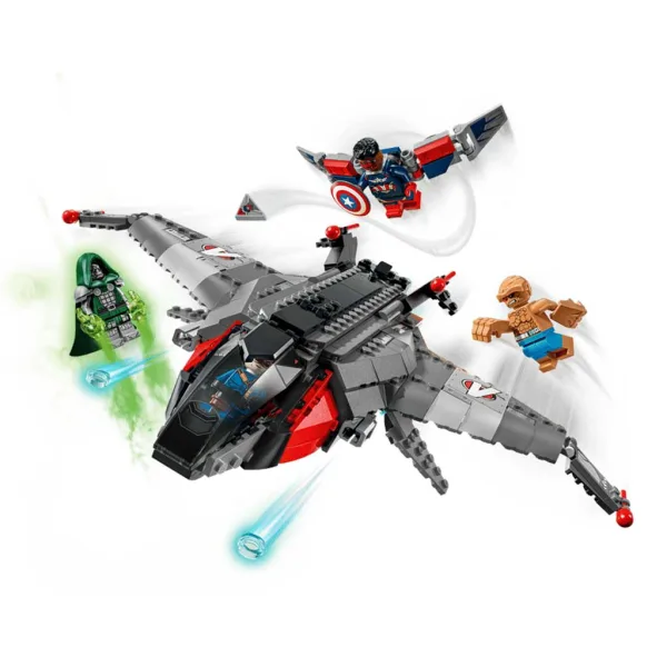 LEGO® Marvel: Răzbunătorii: Trezirea lui Doctor Doom Quinjet (76347) imaginea 3