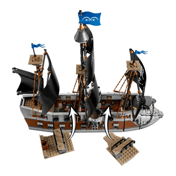 LEGO® One Piece: Nava de război maritim Garp (75646) imaginea 5