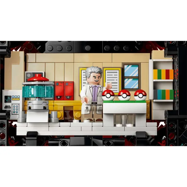LEGO® Pokémon: Momente Iconice de Antrenor Pokéball (72154) imaginea 3