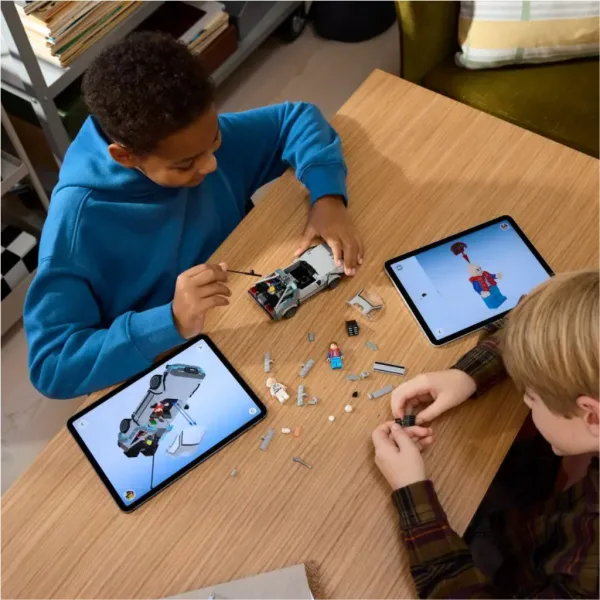 LEGO® Speed Champions: Mașina timpului din Înapoi în viitor (77256) imaginea 6